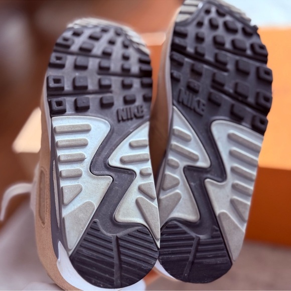 NIKE AIR MAX 90 PREMIUM HEMP-SUMMIT WHITE-SANDDRIFT men size: 5.5
women size: 7 - Picture 4 of 7